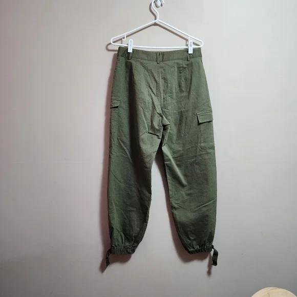 Fashion nova high waisted colorblock cargo pants color olive size Large - Picture 3 of 7